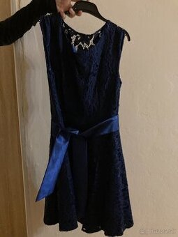 Predam dievčenské šaty na oslavu veľ.S, 34, 12-13 rokov
