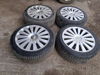 Orig. VW 17" alu disky so zim. pn. 225/46R17 - 1