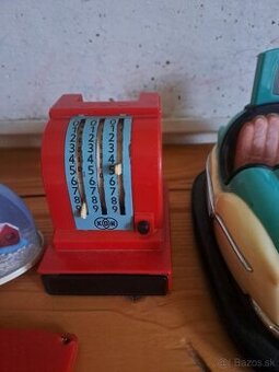 Hračka retro pokladňa.
