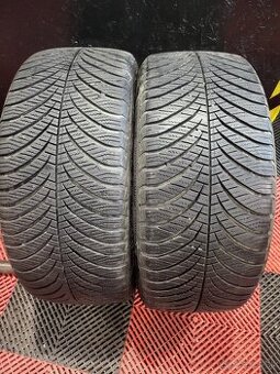 235/45 R17 Goodyear celoročné pneumatiky