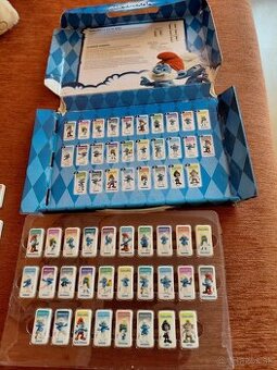 Kufrík s domino Šmolkovia