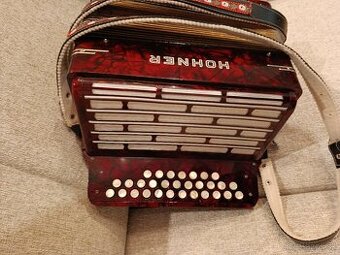 Heligonka zn.Hohner Club III B S