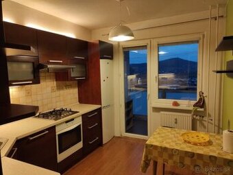 Prenájom 3‑izbového bytu - 1