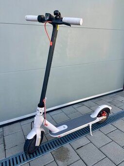 Elektrická kolobežka XIAOMI