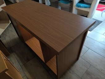 Predám pracovný stôl