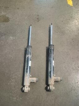 Adaptívne tlmiče ŠKODA Superb 3