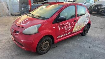 Toyota Aygo 1,0i 50kw kód motora: 1KR-FE