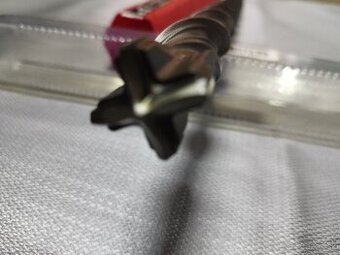 SDS Max HILTI vrtáky do betonu. 24