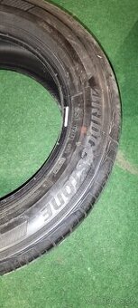 Brigestone 215/60 R16