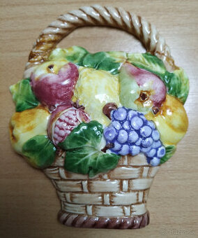 Retro keramická dekorácia - košík s ovocím