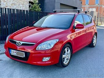 Hyundai i30 1.6 CRDi, 1 majiteľ, SR