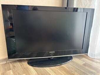 LCD televízor