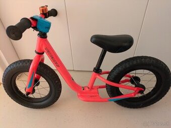 Odrážadlo Specialized Hotwalk 12