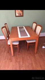 Predám jedálensky stôl + 4ks stoličky