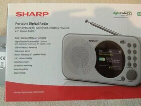 Sharp portable digital radio Nove