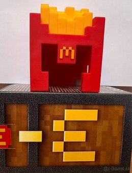 Hračka Minecraft od McDonald's