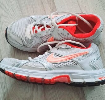 Dámske tenisky Nike