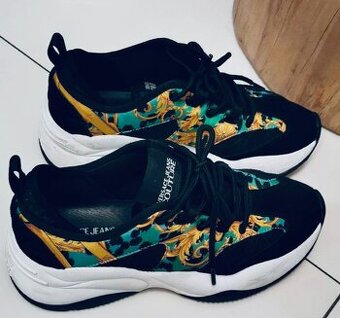 Dámske tenisky Versace vel 40
