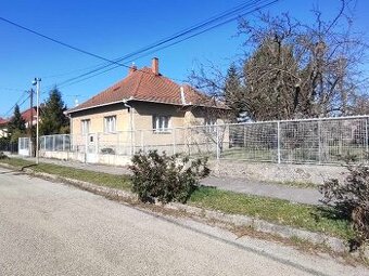 Na predaj rodinný dom v obci Zlaté Moravce v tichej lokalite