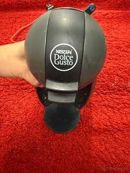 Kavovar dolce gusto