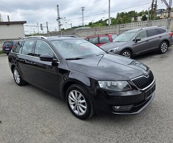 ŠKODA OCTAVIA COMBI 1.6 TDI 77KW ELEGANCE, XENON,NAVI,...