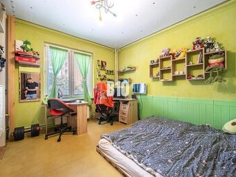2,5 IZBOVÝ BYT V OBĽÚBENEJ LOKALITE NOVÉHO MESTA - ul. ČSL.