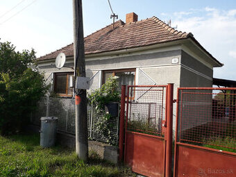 Rodinný dom s krásnym veľkým pozemkom - Povoda