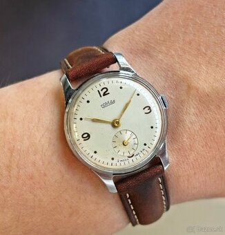 Sovietske mechanické vintage retro hodinky Pobeda 1957