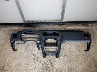 Predám originálnu palubovku Škoda Octavia 2 Facelift