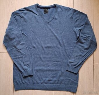 tenky svetrik modrý