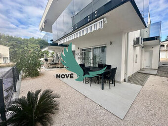 CHORVÁTSKO : VIR – PRÍZEMNÝ APARTMÁN S TERASOU, IBA 70 M OD 