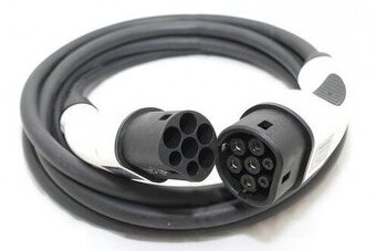 Nabijaci kabel pre elektromobil