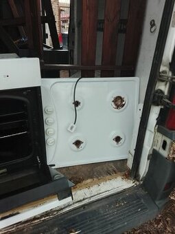 Darujem za symbolické sumy