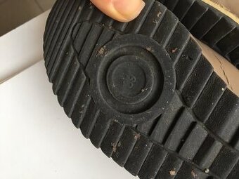 Predam lacno cizmy hnede svetle- velk 39