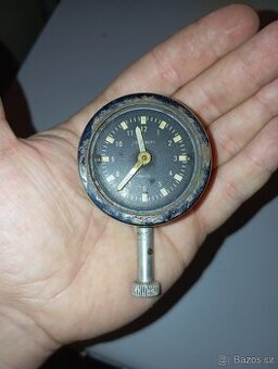 Predám 8 denné auto hodiny Corterbert Swiss Made,