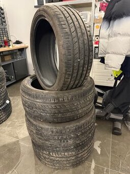 Letné pneu 235/40 r19