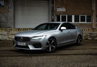 Volvo S90 D4 2.0L Drive-E R-Design A/T AWD