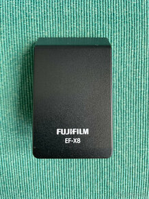 Blesk Fujifilm EF-X8 - 1