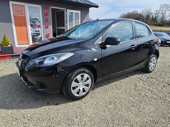 MAZDA 2 1.4i 82000km