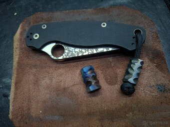 Predam rucne robene Beads (privesok noz kluce)