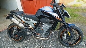 KTM duke 790