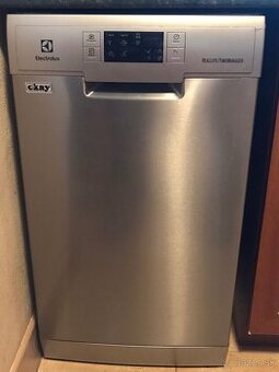 Umývačka riadu electrolux
