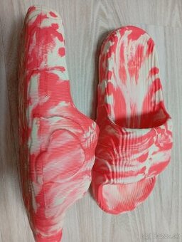 Adidas Adilette 22 Ivory Solar Red