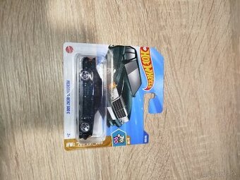 HW Mercedes Benz 500-E