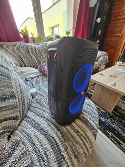 Jbl partybox 100