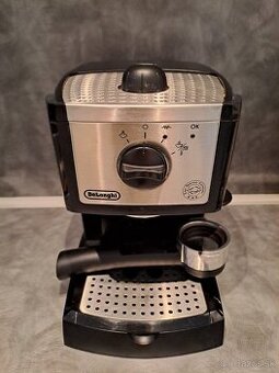 Kávovar Delonghi