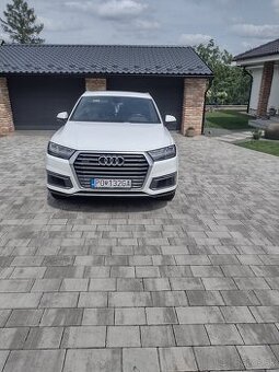 Predam Audi Q7 etron