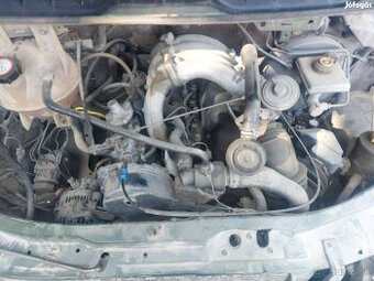 Motor Ford Transit 2.5D 51kW