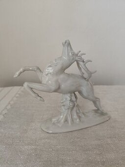 Schaubach jeleň porcelánová soška