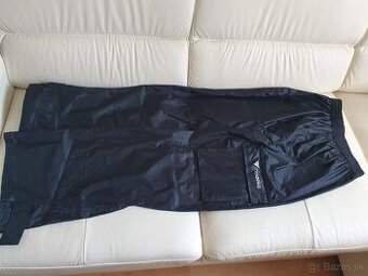 Modeka nohavice do dažďa – čierne, veľkosť L